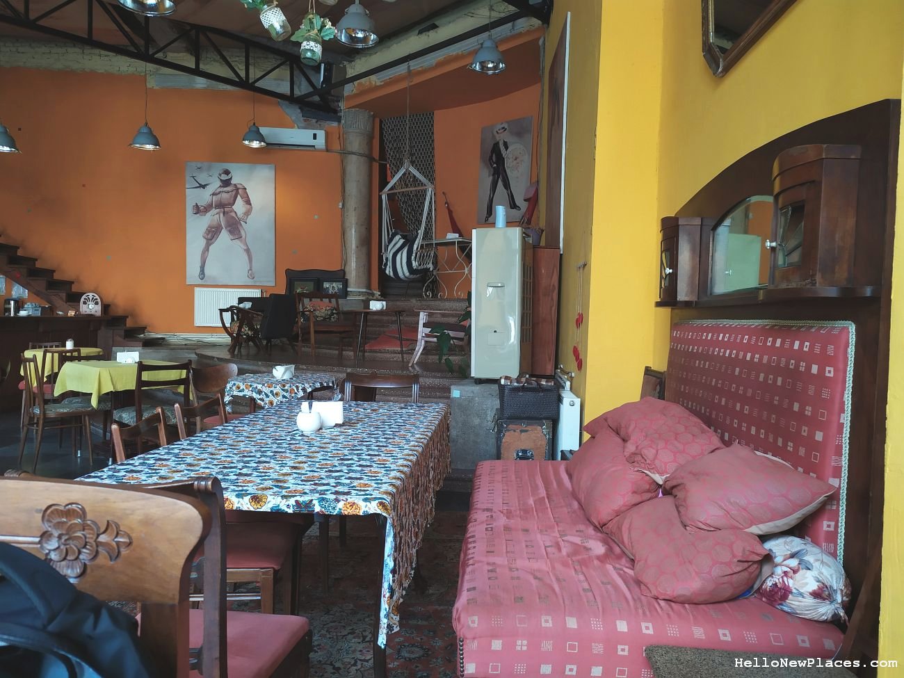 tea-house-to-the-right tea-house-to-the-right