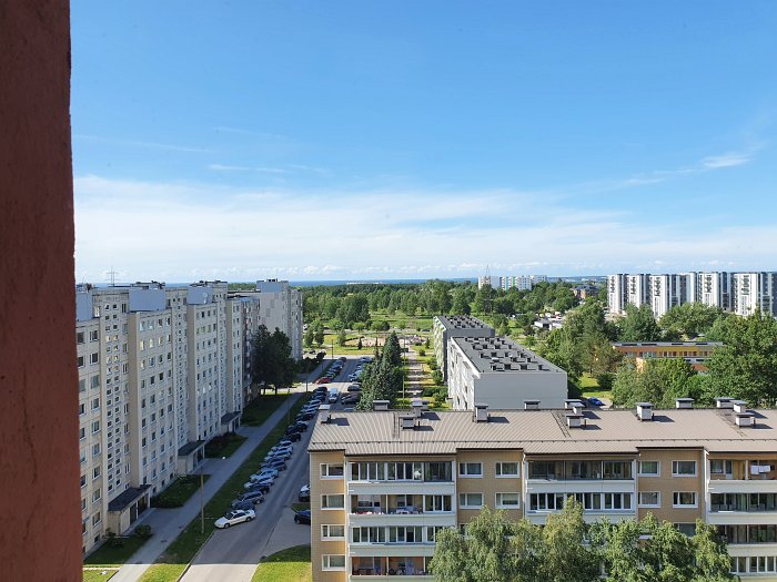 above-7th-floor above-7th-floor
